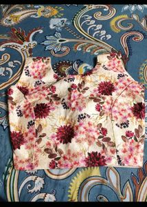 Sleevless Stitch Blouse
