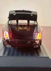 SEXY ROLLS ROYCE MODEL CAR FOR SALE