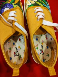 🌻🌼🌺Yellow Floral Hand-painted Shoes