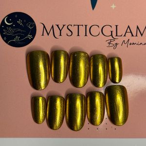 Golden Partywear Pressons | Set Of 10 Nails
