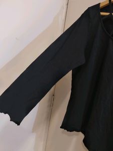 Beautiful Black Over Size Long Sleeve Top