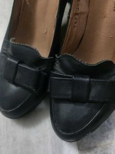 Assorted Women's Shoe Bundle