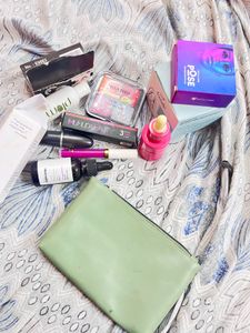 Free Pouch 👝 Products For Beautiful 🤩 Lad