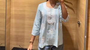 Chikankari Short Kurti