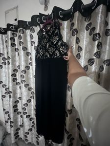 Black Sleeveless Gown