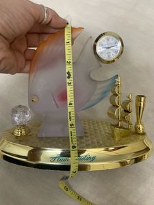 Fish &amp; XINJIN Clock Showpiece