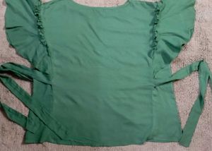 Sale 🛍️ 💰 Green Flutter Sleeve Top