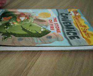 Geronimo Stilton - Cave Mice - The Stone Of Fire