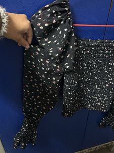 Floral Print Puff Sleeve Top