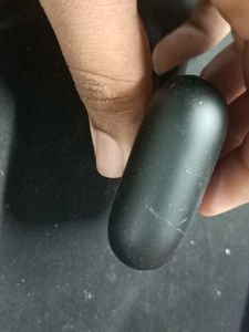 Used Boat Airdopes - Black One Of Airpod Is Broken