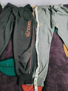 4 Pairs of Comfy trousers for boy&#39;s