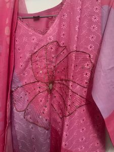 Pink Floral Embroidered Salwar Kameez
