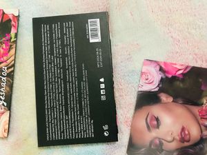 Rose Gold Eyeshadow Palette