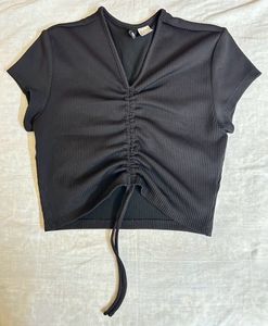 H&M BLACK RIBBED TOP