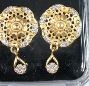 Trending Gold Look Earrings