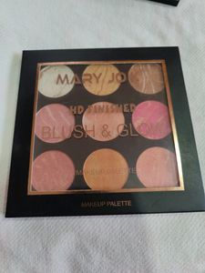 HD Blush &amp; Highlighter Palette