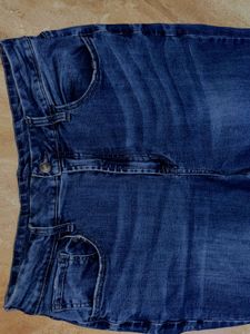 High Waist Dark Blue Flared Jeans. SIZE-32-36