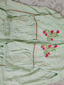 I Am Selling An Tunics To Wear Like Casual.