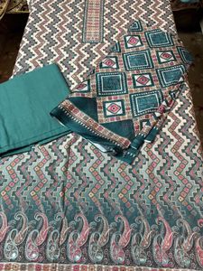Green Zig Zag Prints