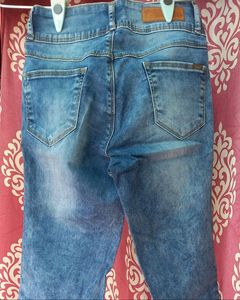 Denim Blue Capri