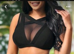 H&amp;M Hotness Cropped Top🍒