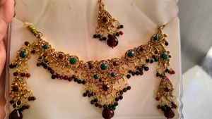 Kundan Jewellery Set