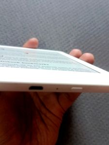 Amazon Kindle 10th Generation With New Case