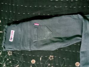 Super High Waisted Jeans 🎀