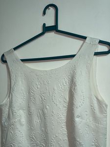 White Embossed Vero Moda Sleeveless Top