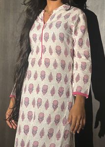 White Kurthi