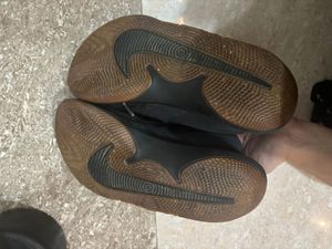 Nike AIR precision II Basketball Shoe