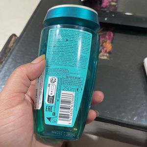 Kerastase Shampoo