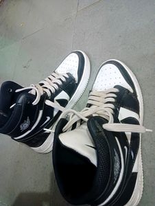 NIKE JORDAN  ( 1 Copy Shoesss) ✅