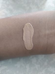 Samshbox Foundation+Free Myglamm Lipstick