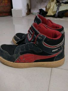 Puma High-Top Sneakers
