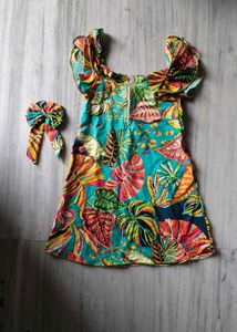 Colurfull One Piece With Bow