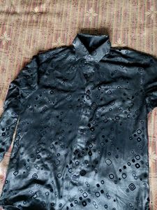 Abstract Pattern Button-Down Shirt