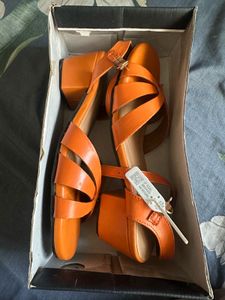 Allen Solly Heels (39 Or 7 Size)