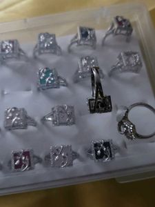 Sparkling Silver Ring Set