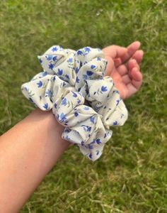 Floral Bliss Scrunchie💐✨