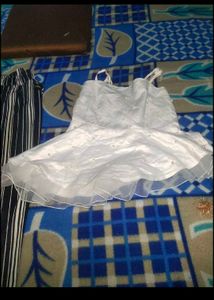 Buy 1 Asos Brand Peplum Top Get Pearl Free