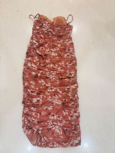 PEACH FLORAL BODYCON DRESS ❤️