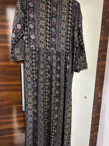 Elegant Kurta With Dupatta