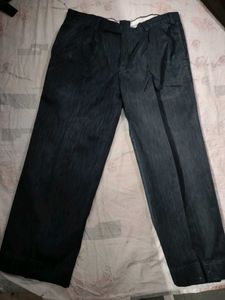 Men's Dark Grey Pants