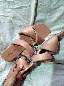 New With Tag Talkio Talks Heels