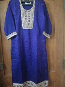 Elegant Blue Embroidered Kurta