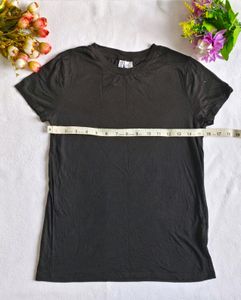 H&amp;M : T-shirt