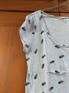 Gap Feather Print Tee