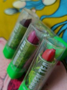 4 Shades Of Green Tea Atract _Lipstick💄