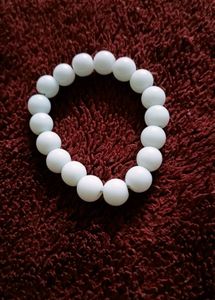 Pure White Bead Bracelet